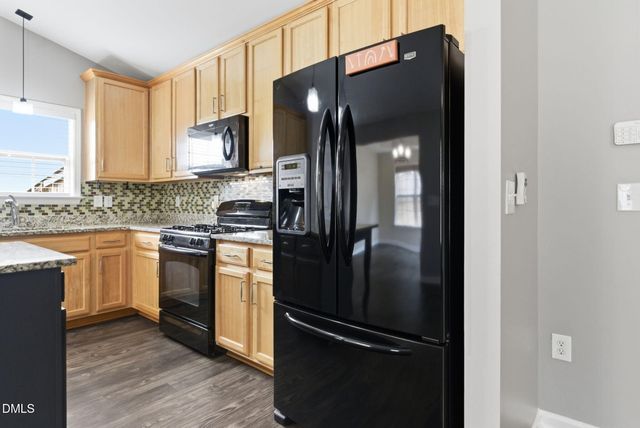 841 Bridlemine Drive, Fuquay Varina, NC 27526