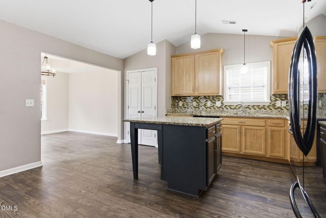 841 Bridlemine Drive, Fuquay Varina, NC 27526