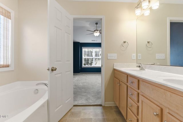 841 Bridlemine Drive, Fuquay Varina, NC 27526