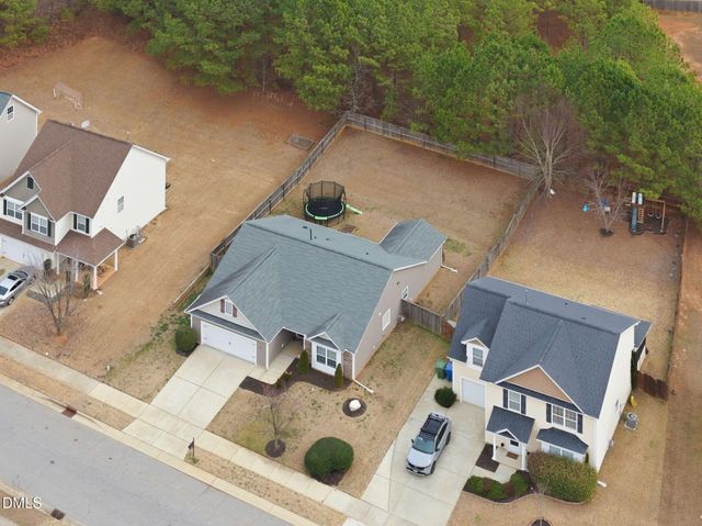 841 Bridlemine Drive, Fuquay Varina, NC 27526