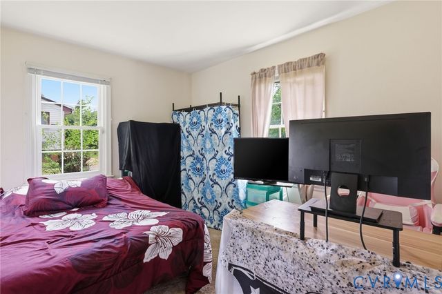 302 Knight Dr, Richmond, VA 23223