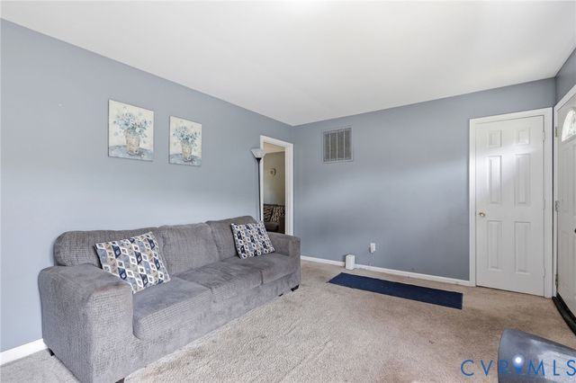 302 Knight Dr, Richmond, VA 23223