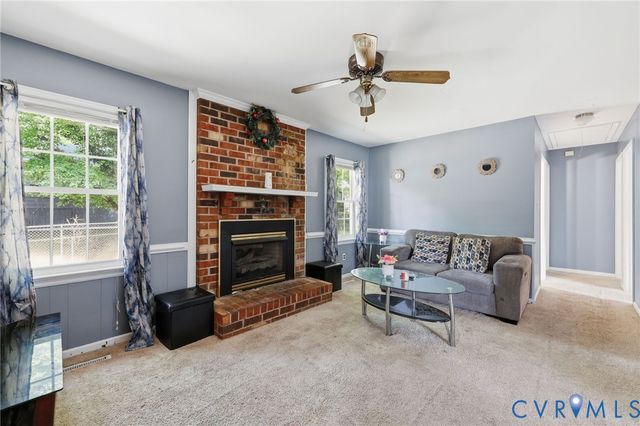 302 Knight Dr, Richmond, VA 23223