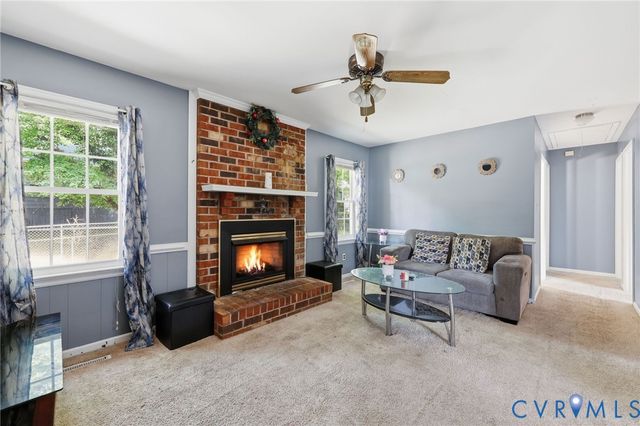 302 Knight Dr, Richmond, VA 23223