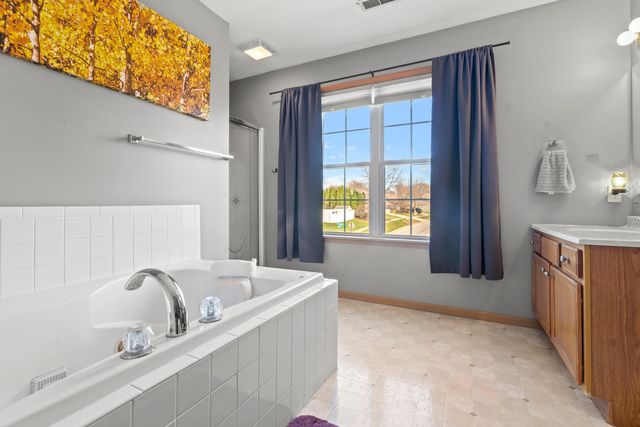 507 Galway Drive, Valparaiso, IN 46385