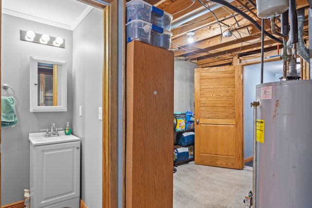 507 Galway Drive, Valparaiso, IN 46385