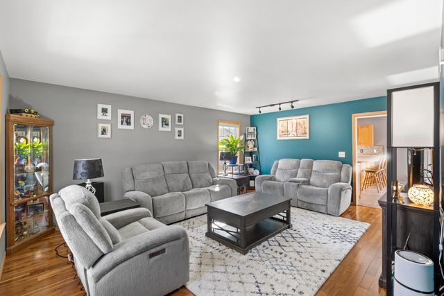 507 Galway Drive, Valparaiso, IN 46385