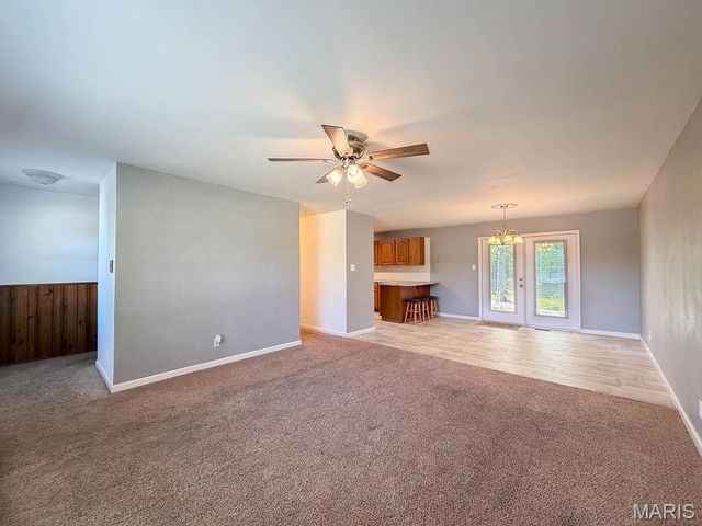 3344 Woodland Trl, Imperial, MO 63052