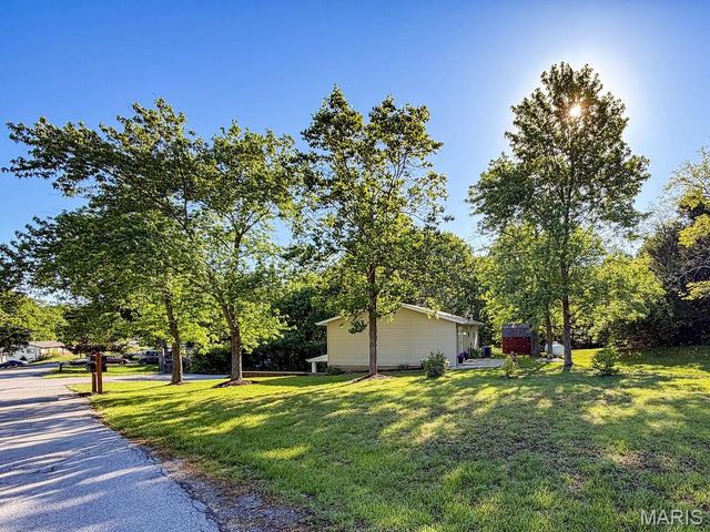 3344 Woodland Trl, Imperial, MO 63052