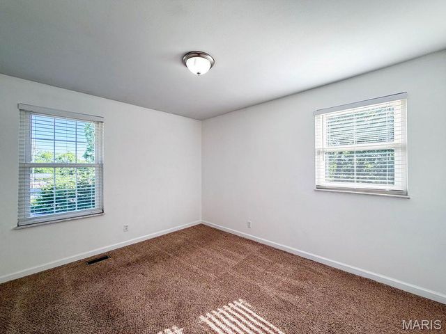 3344 Woodland Trl, Imperial, MO 63052