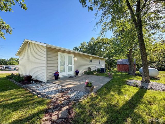 3344 Woodland Trl, Imperial, MO 63052