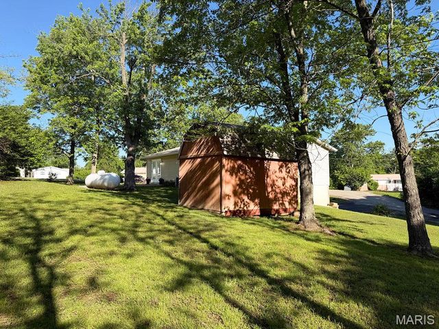 3344 Woodland Trl, Imperial, MO 63052