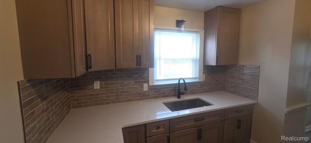 10428 Marne Street, Detroit, MI 48224