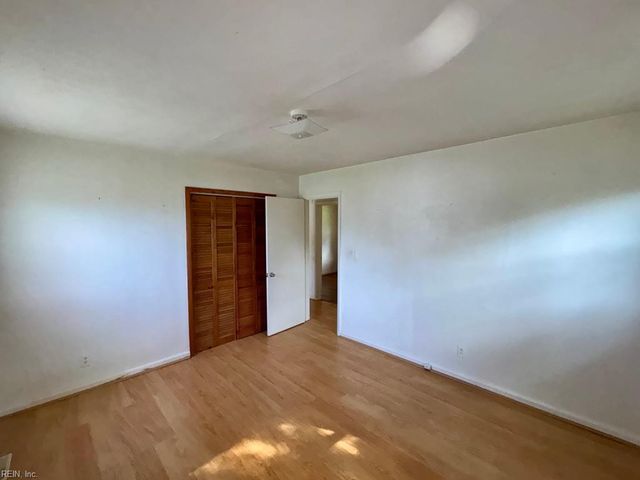 1520 Blanche DR, Portsmouth, VA 23701