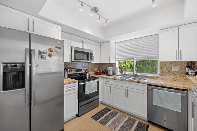 811 Capri St, Coral Gables, FL 33134