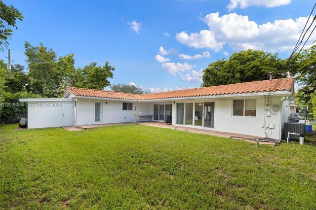 811 Capri St, Coral Gables, FL 33134