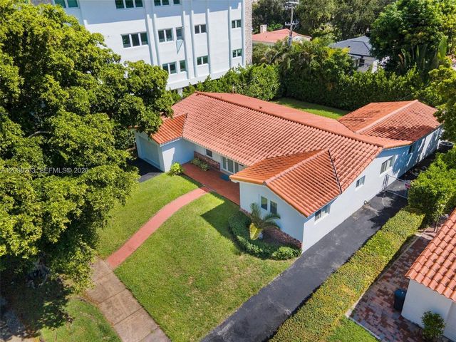 811 Capri St, Coral Gables, FL 33134