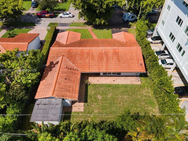 811 Capri St, Coral Gables, FL 33134
