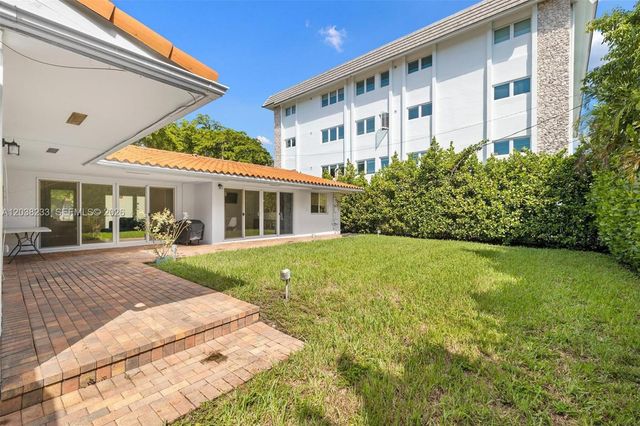 811 Capri St, Coral Gables, FL 33134