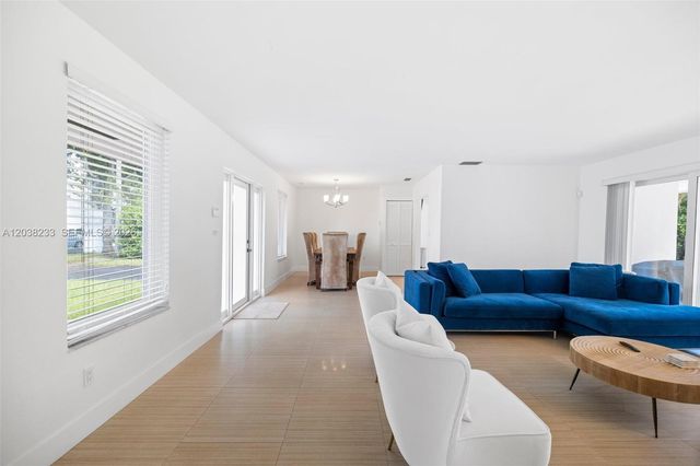 811 Capri St, Coral Gables, FL 33134