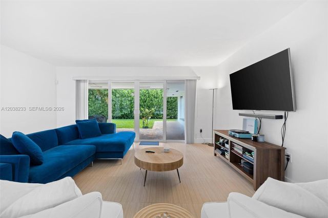 811 Capri St, Coral Gables, FL 33134