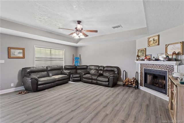 512 Gist Lane, Lake Charles, LA 70611