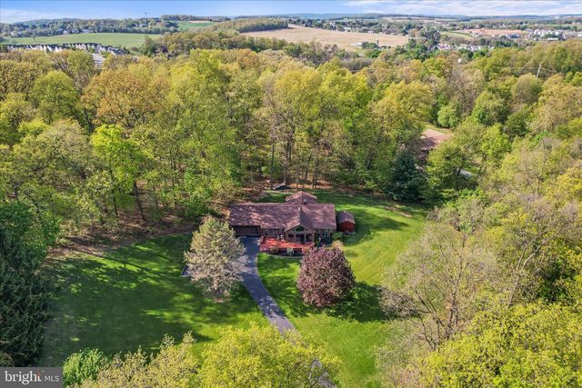 115 VALLEY RD, Windsor, PA 17366