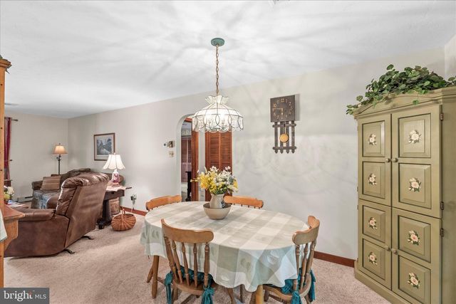 115 VALLEY RD, Windsor, PA 17366