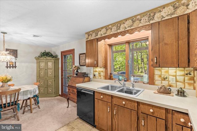 115 VALLEY RD, Windsor, PA 17366