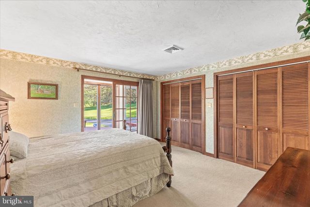 115 VALLEY RD, Windsor, PA 17366