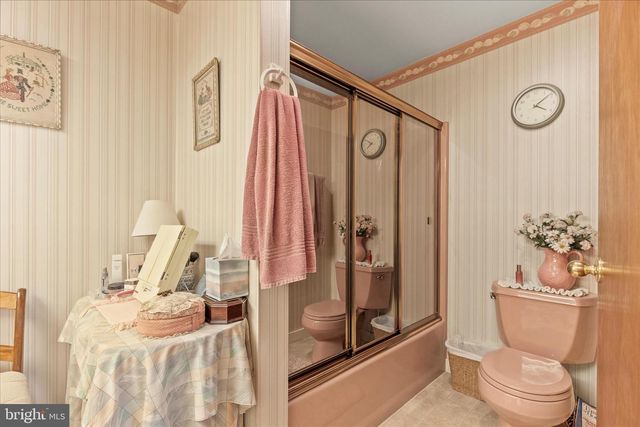115 VALLEY RD, Windsor, PA 17366
