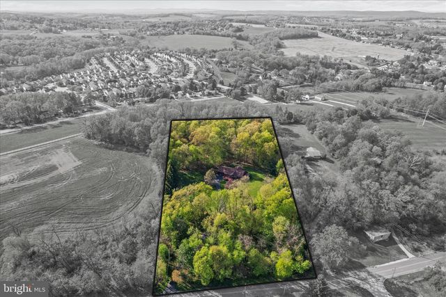 115 VALLEY RD, Windsor, PA 17366