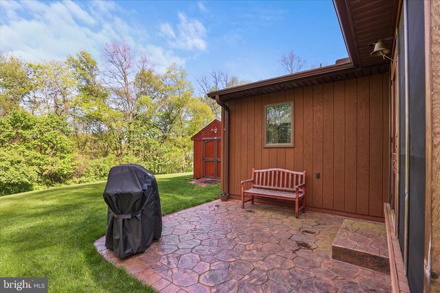 115 VALLEY RD, Windsor, PA 17366