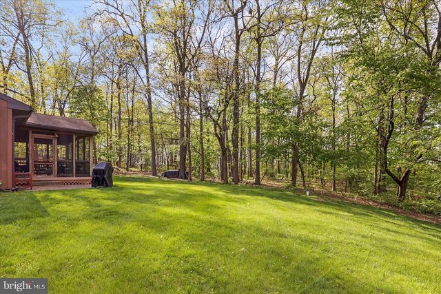 115 VALLEY RD, Windsor, PA 17366