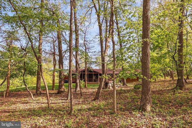 115 VALLEY RD, Windsor, PA 17366