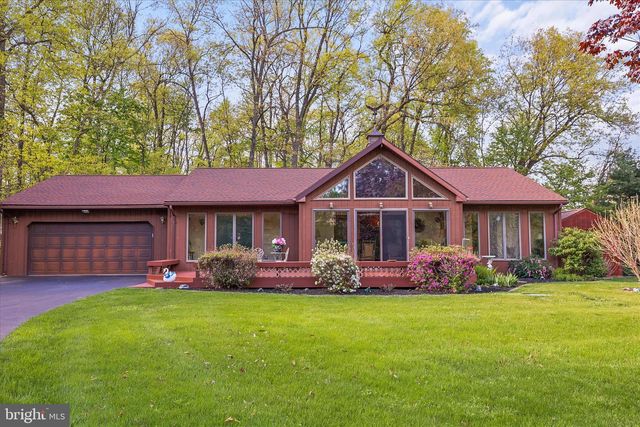 115 VALLEY RD, Windsor, PA 17366
