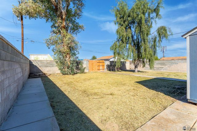 2524 S 7 Ave, Yuma, AZ 85364