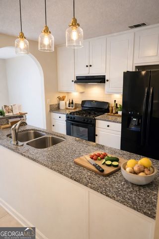 3674 Hudson Way, Rex, GA 30273