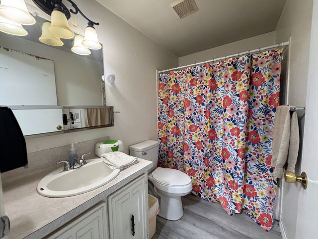 302 N O'Tyson, Mt Pleasant, TX 75455