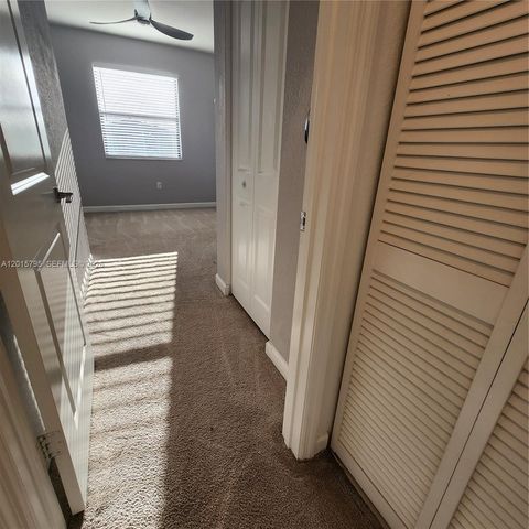 25111 SW 108th Ave, Homestead, FL 33032