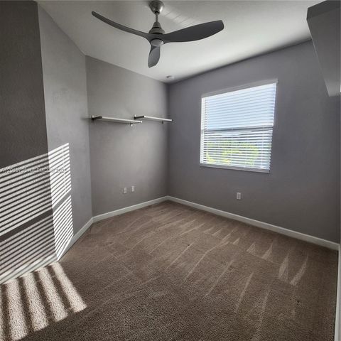 25111 SW 108th Ave, Homestead, FL 33032