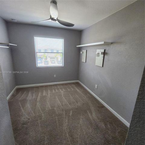 25111 SW 108th Ave, Homestead, FL 33032