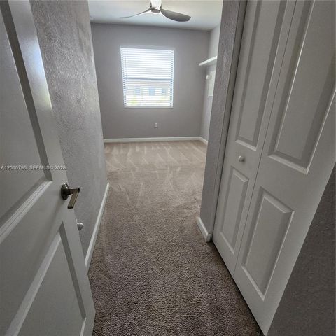 25111 SW 108th Ave, Homestead, FL 33032