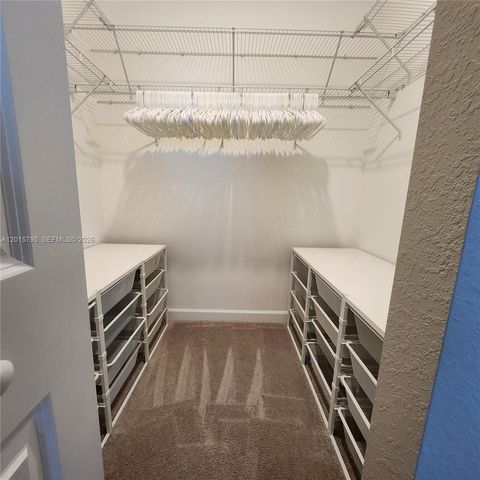 25111 SW 108th Ave, Homestead, FL 33032