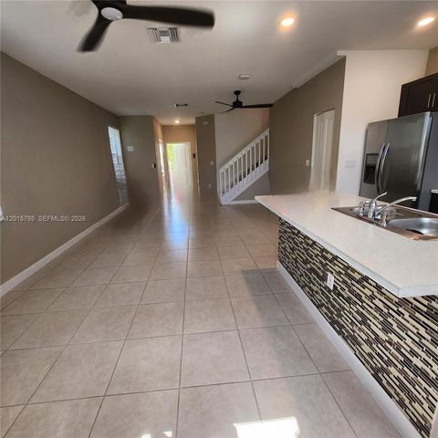 25111 SW 108th Ave, Homestead, FL 33032