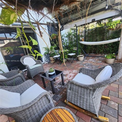 25111 SW 108th Ave, Homestead, FL 33032
