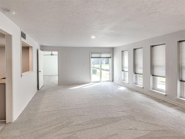 6000 N Pennsylvania Avenue 115, Oklahoma City, OK 73112