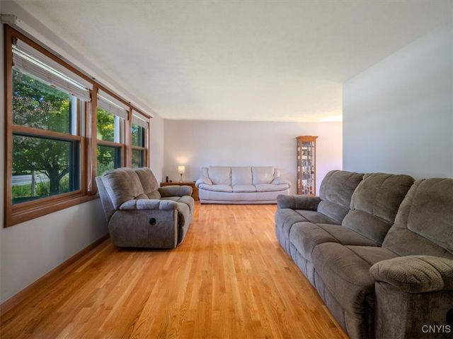 1263 Upp Lenox Avenue, Oneida, NY 13421