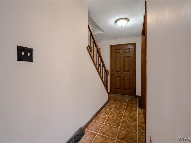 1263 Upp Lenox Avenue, Oneida, NY 13421