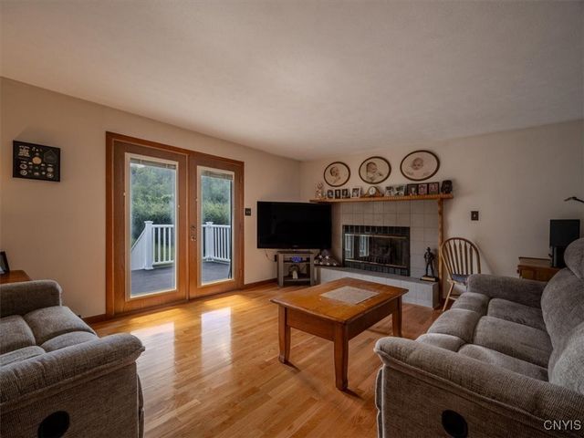 1263 Upp Lenox Avenue, Oneida, NY 13421